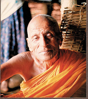 Scenes that Trigger Memories: Visiting Pokhara's Shanti Stupa